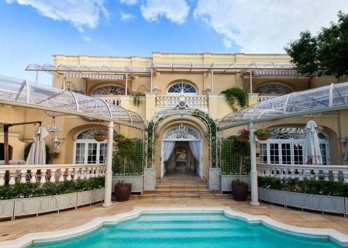 The Munro Boutique Hotel 