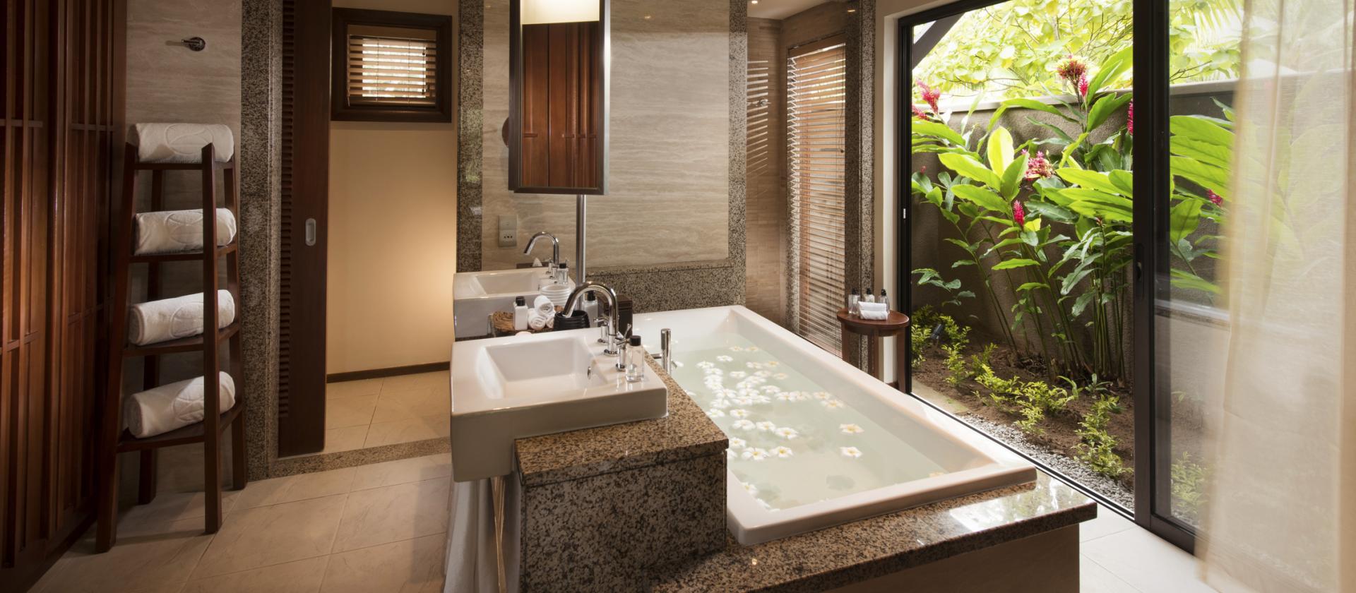Constance Ephelia Seychelles