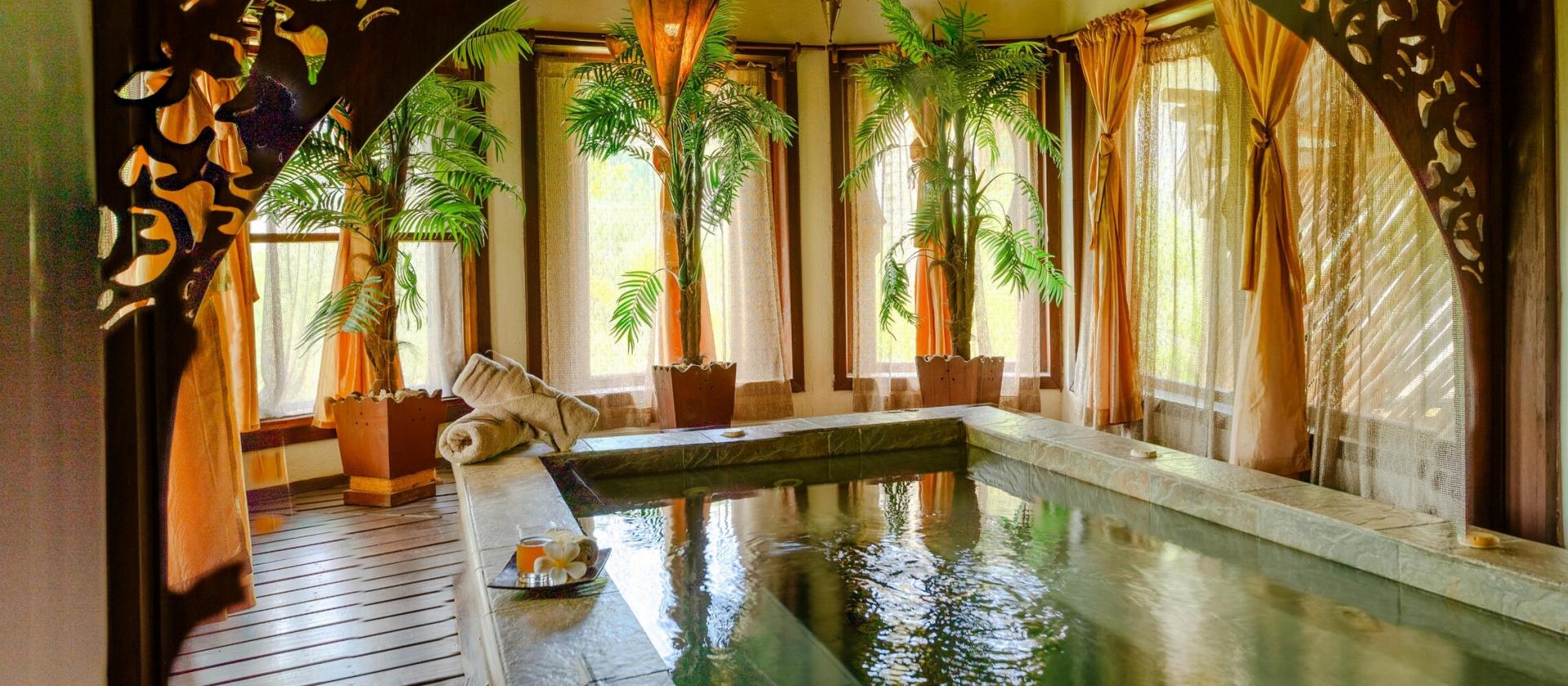 Breezes Beach Club & Spa