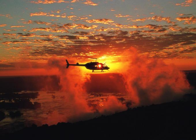 Widokowy lot helikopterem nad Wodospadami Wiktorii