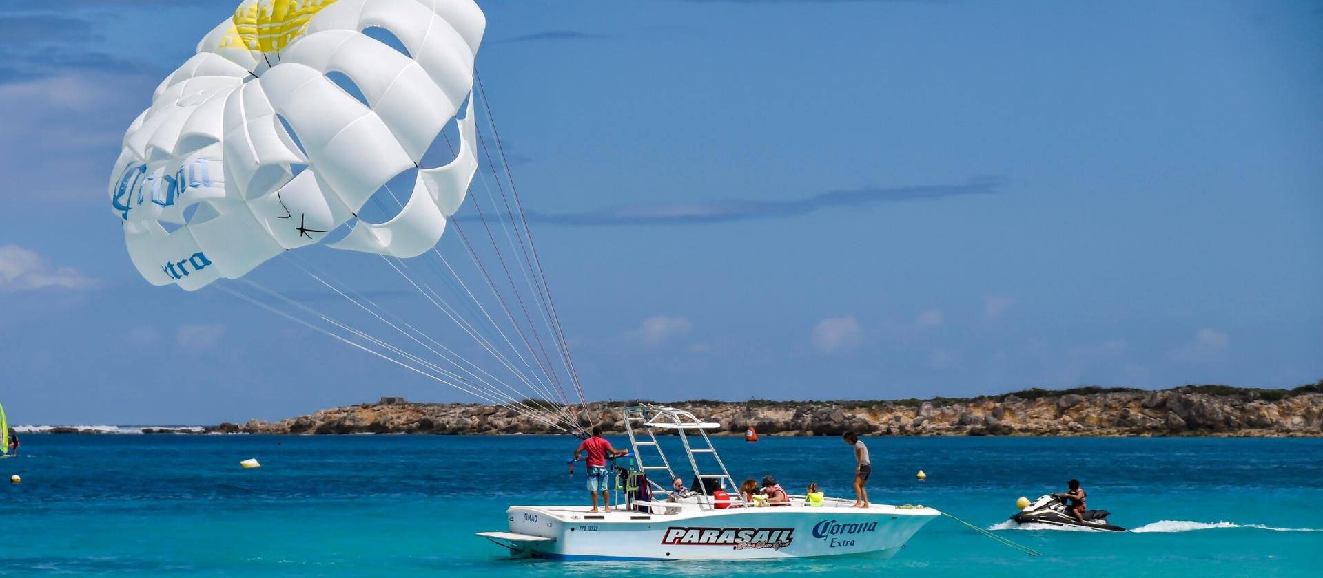 La Playa Orient Bay
