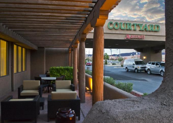 Courtyard by Marriott