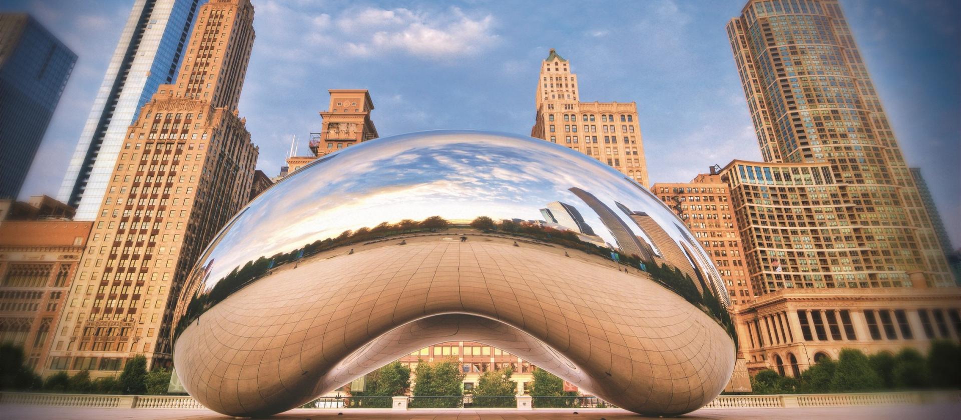 The Bean w Millenium Park