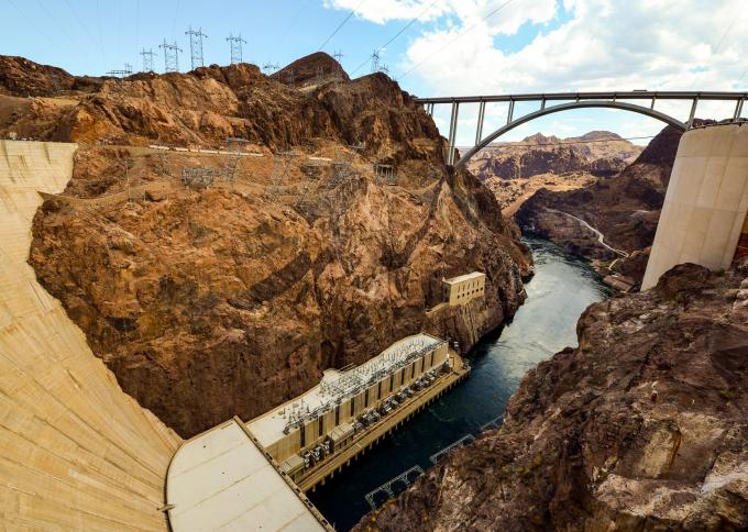 Zapora Hoovera (Hoover Dam)