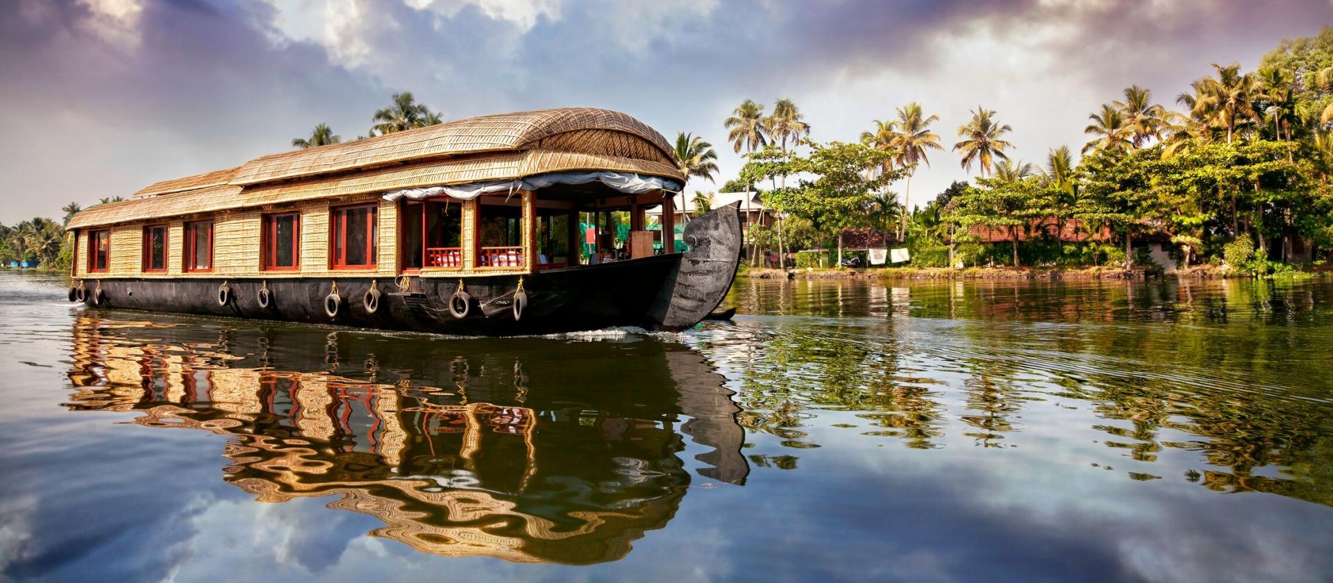 Rejs po Backwaters Kerali