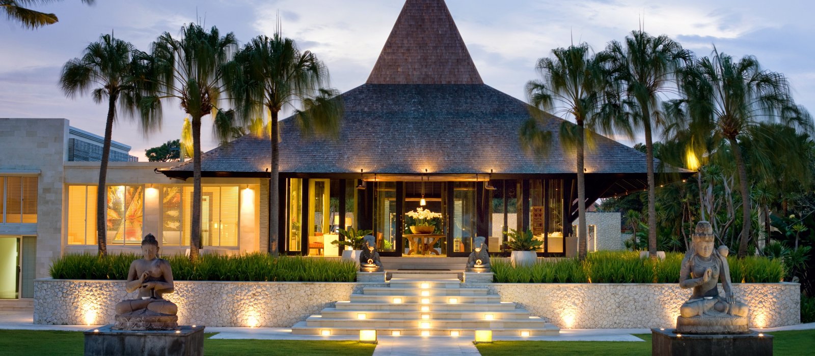 The Royal Santrian Luxury Beach Villas