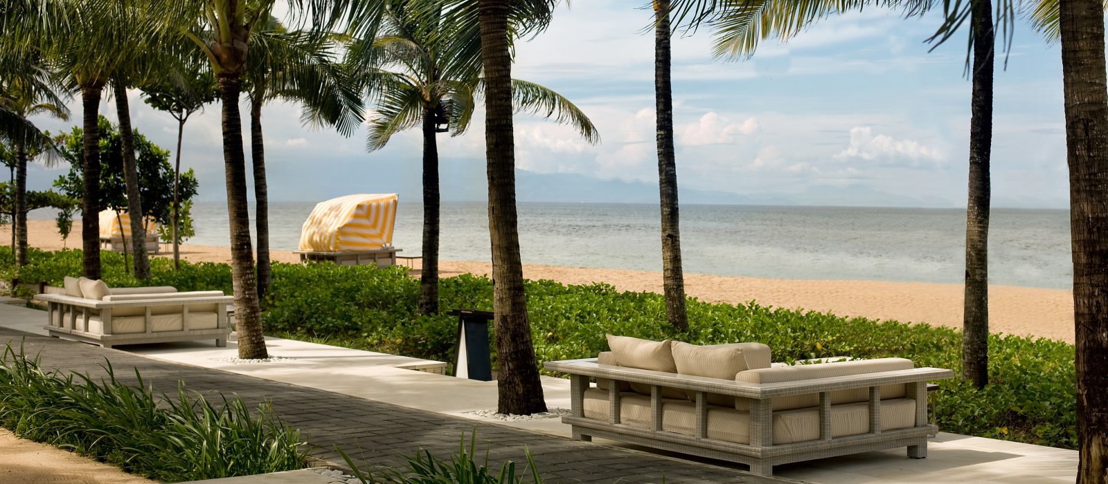 The Royal Santrian Luxury Beach Villas