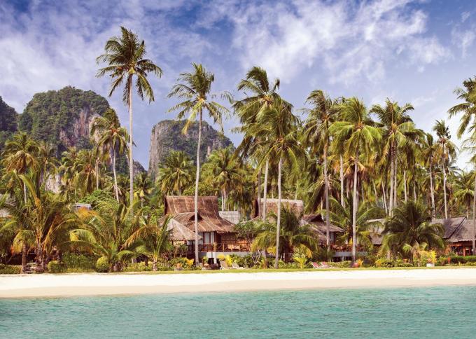 Widok na hotel Phi Phi Island Village Resort