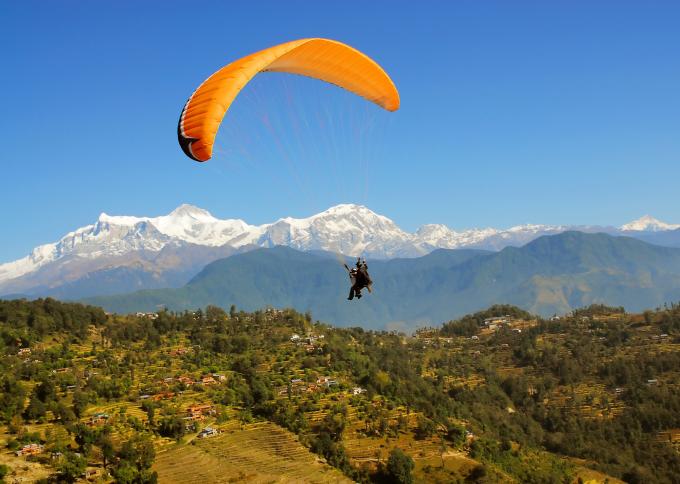 Paragliding nad Pokharą