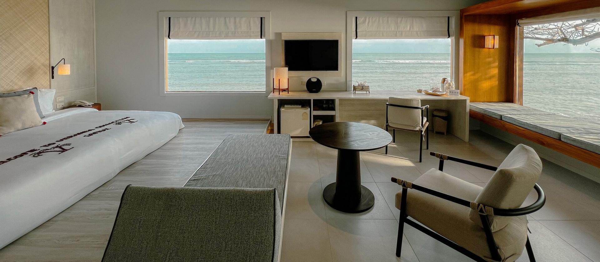 Exclusive Beachfront with Plunge Pool 