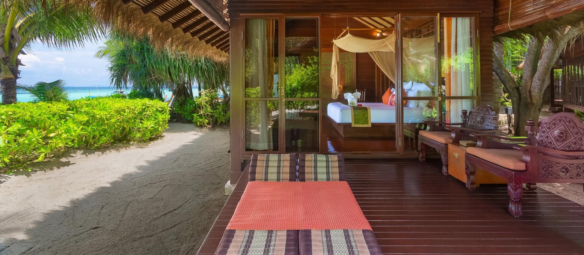 Beachfront Suite