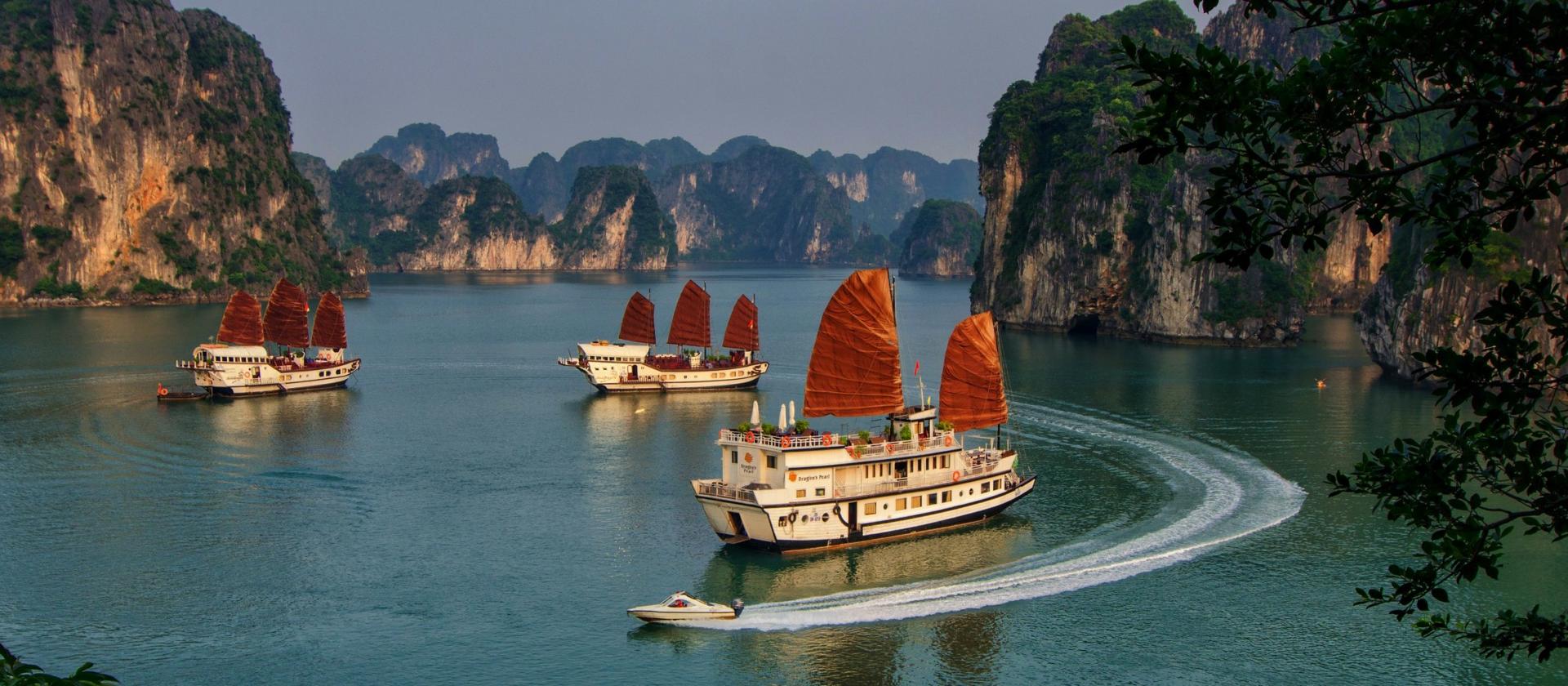 Rejs po Zatoce Halong