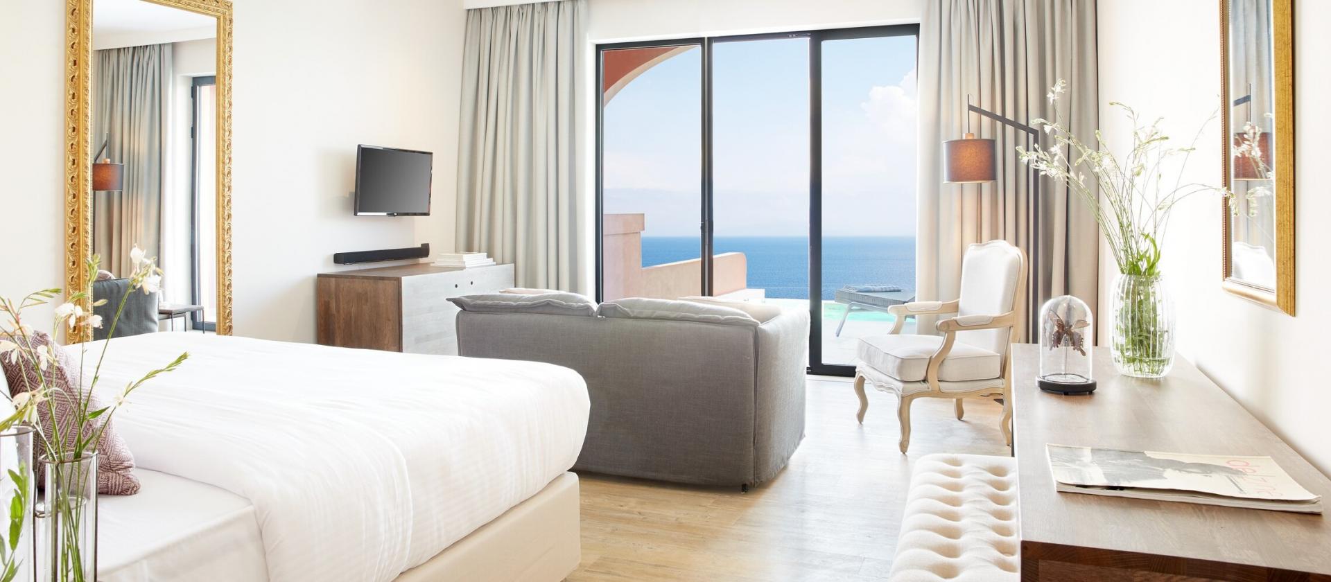 MarBella Nido Suite Hotel & Villas 