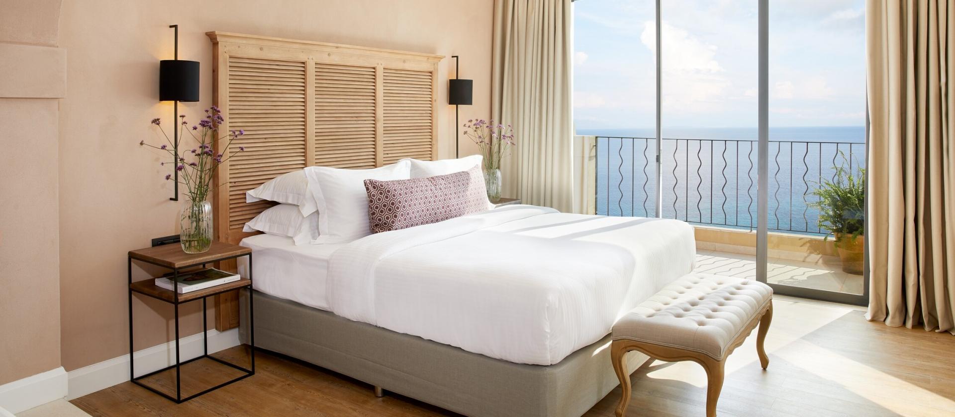 Deluxe Suite Whirlpool 