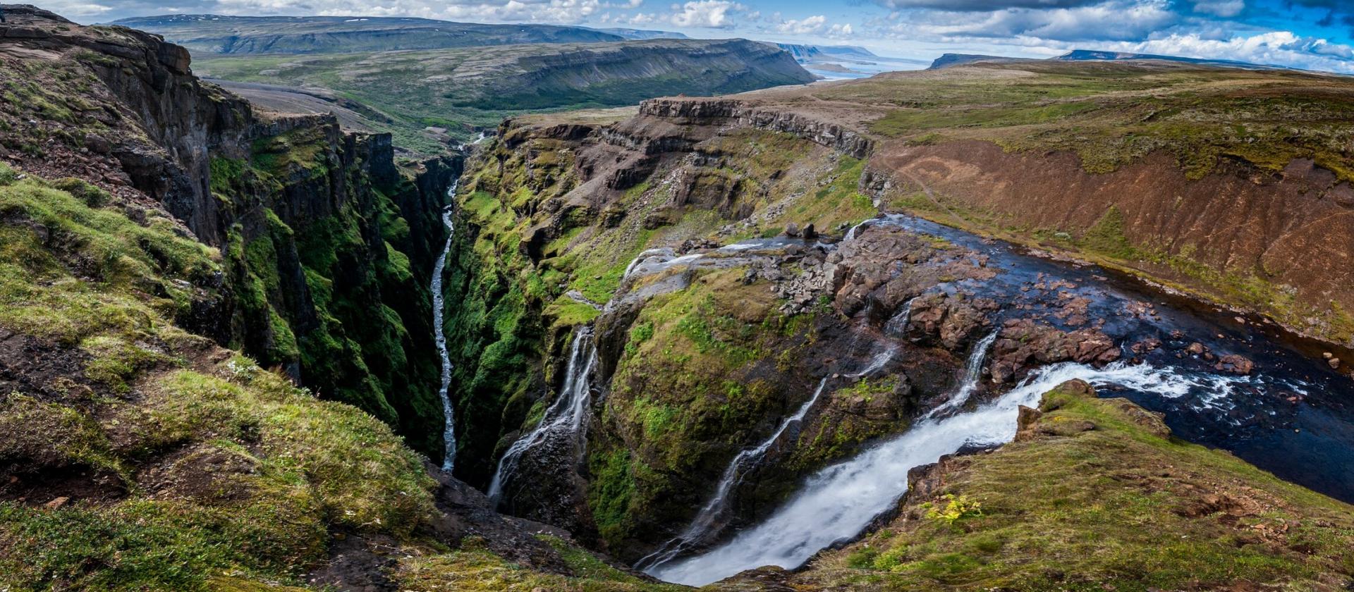 Wodospad Glymur