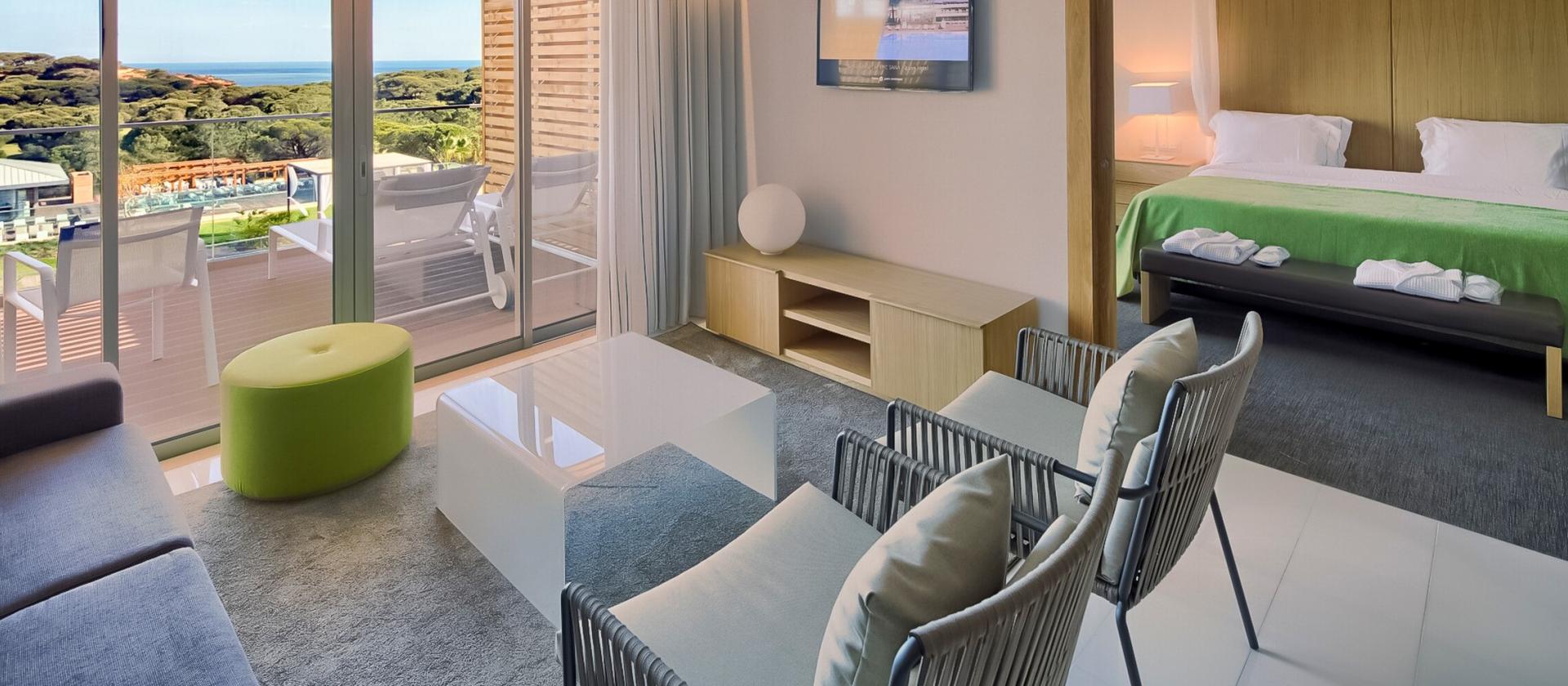 Deluxe Room Ocean Side