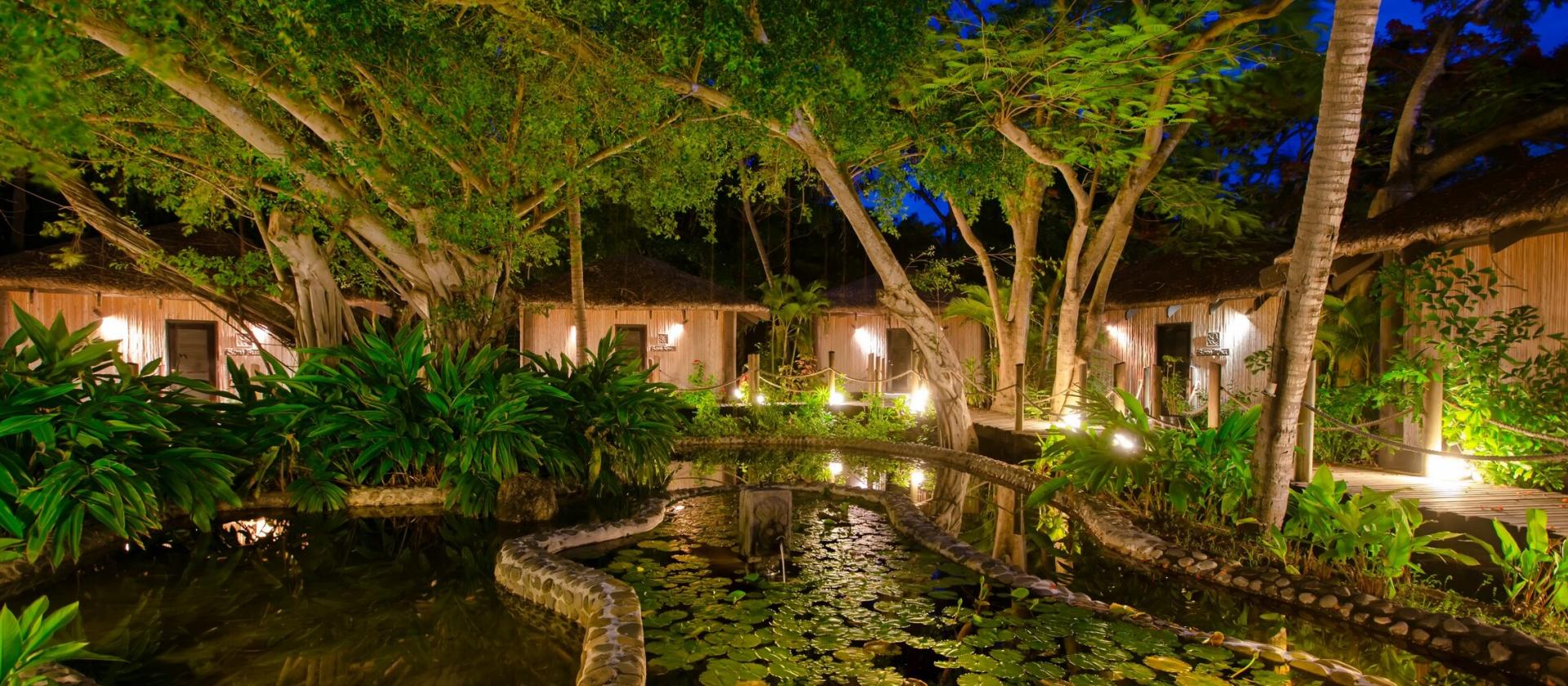 Mana Island Resort & Spa