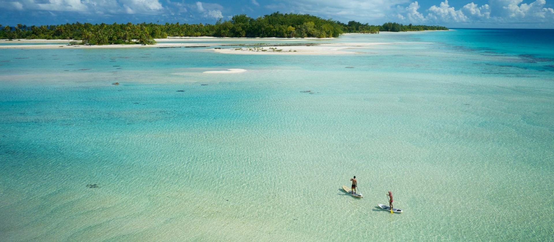 Odkrywanie Błękitnej Laguny na Rangiroa