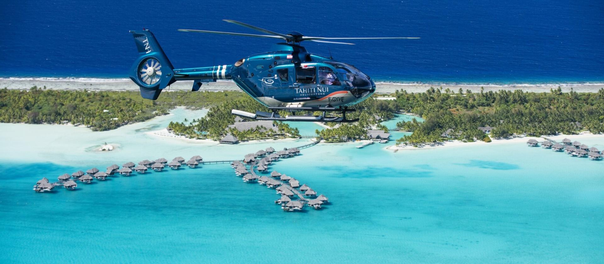 Prywatny lot helikopterem nad Bora Bora i lądowaniem w atolu Tupai