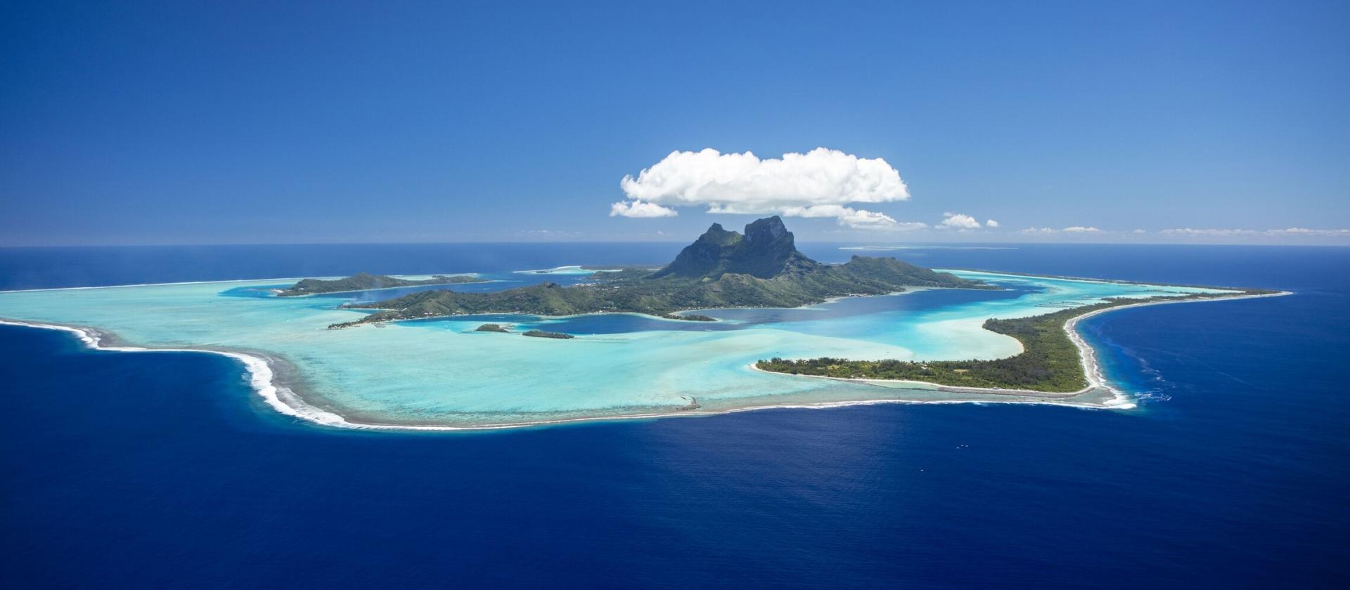 Prywatny lot helikopterem nad Bora Bora i lądowaniem w atolu Tupai