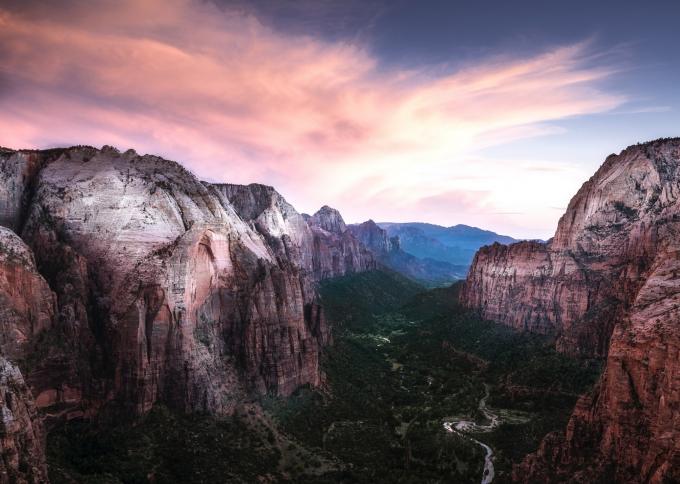 Przepiękny szlak Angels Landing w Parku Zion